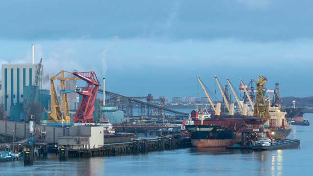 tokyomarine-hd-analysis-ai-valuation